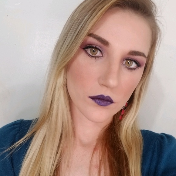 Meet your Posher, Nettie - Picture 1 of 1